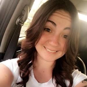 Meet your Posher, Caitlin